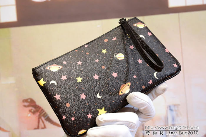 COACH蔻馳 原單 專櫃新款 29418 手挽包 白色櫻桃零錢包  Chz1281